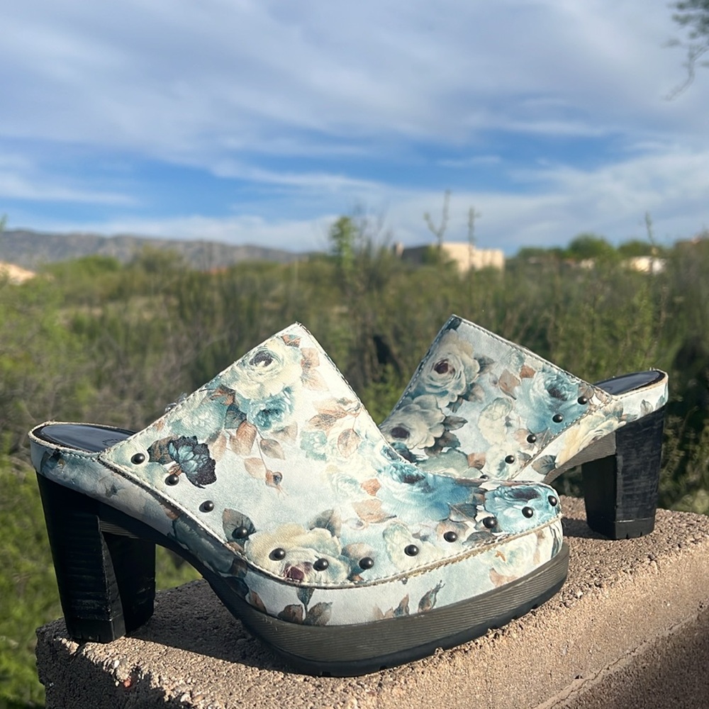 Dr. Martens Blue & White Floral Studded Platform High Heel Clogs / Mules